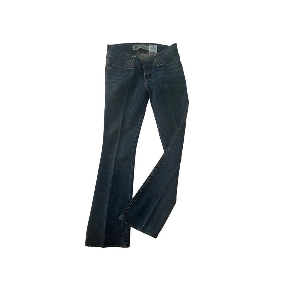 1 Regular Gap Women's Original Ultra Low Rise Jeans Denim 32" Inseam - Picture 2 of 8
